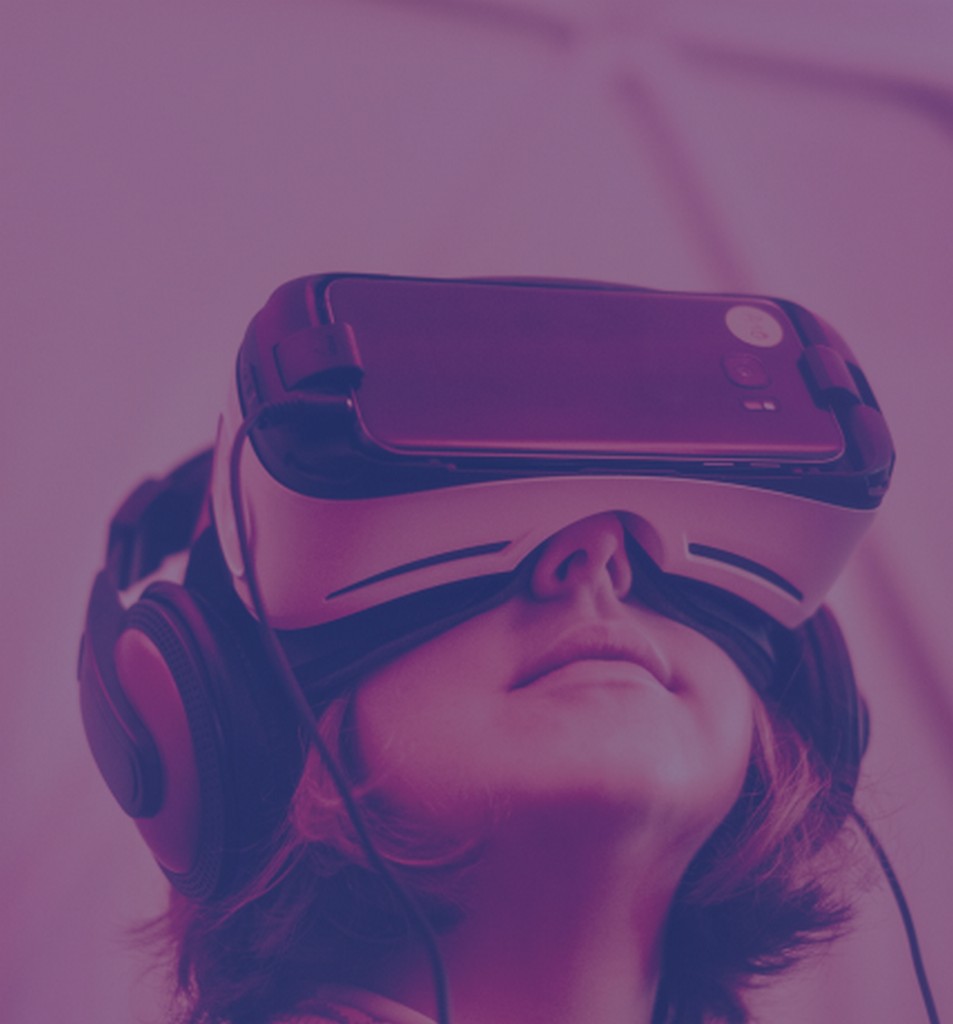 A kid with VR-headset